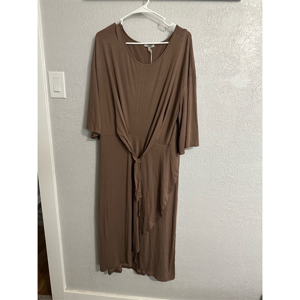 NWT brown dress